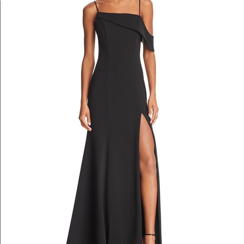 ModeSens
Asymmetric Scuba-crepe Gown